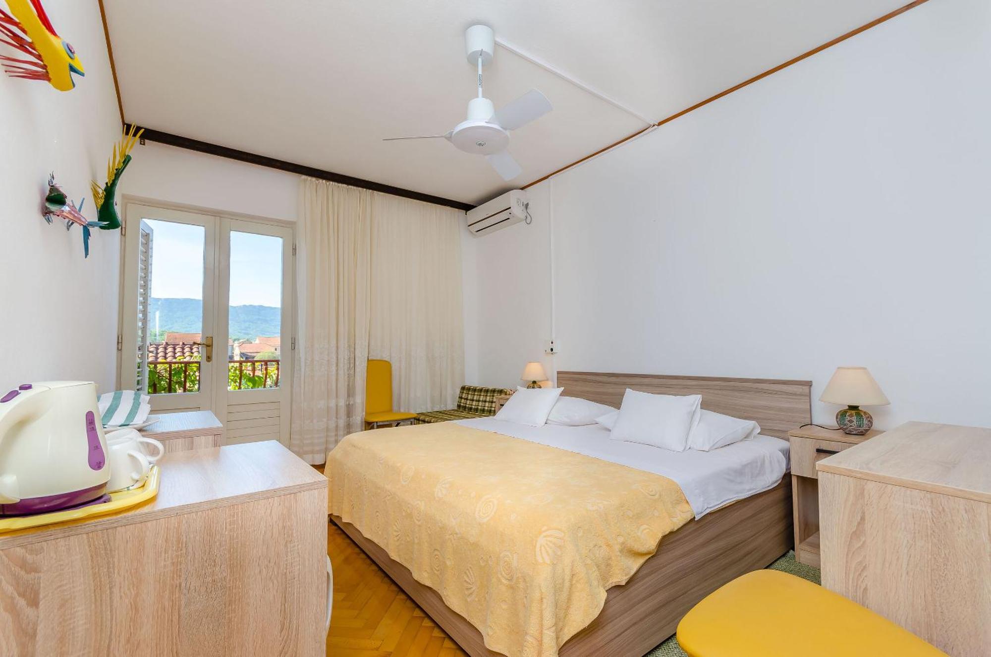 Apartments And Rooms Darinka วรอสกา ภายนอก รูปภาพ