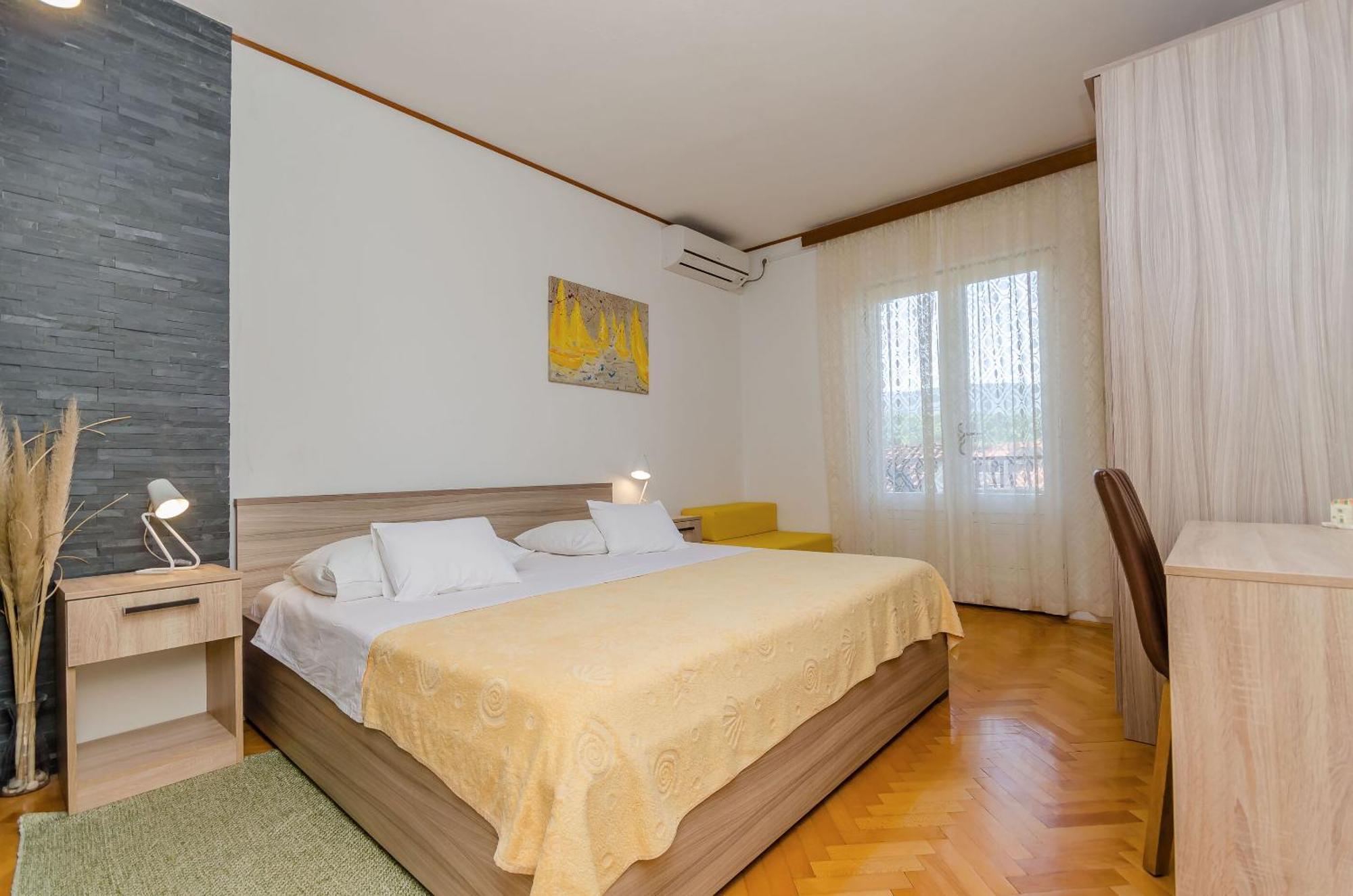 Apartments And Rooms Darinka วรอสกา ภายนอก รูปภาพ